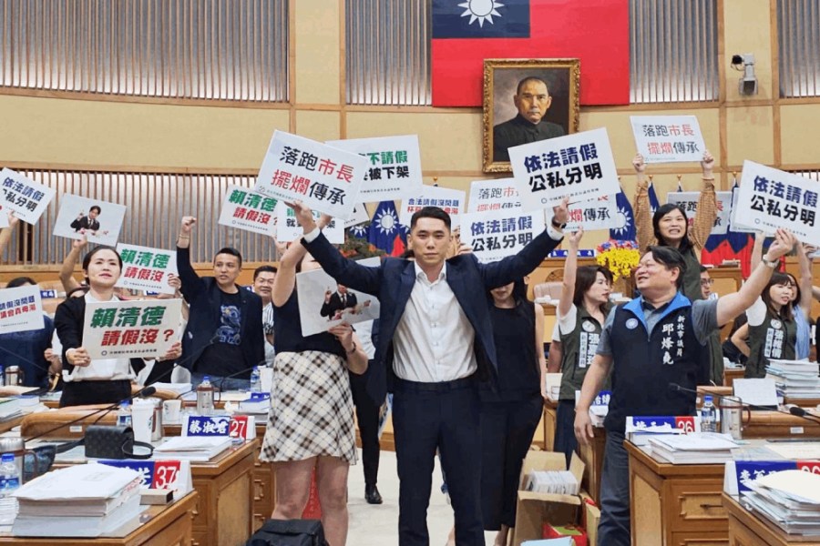 侯友宜遭抨擊落跑市長 陳世軒批民進黨打假球 藍綠五十步笑百步 192 照片來源:陳世軒提供