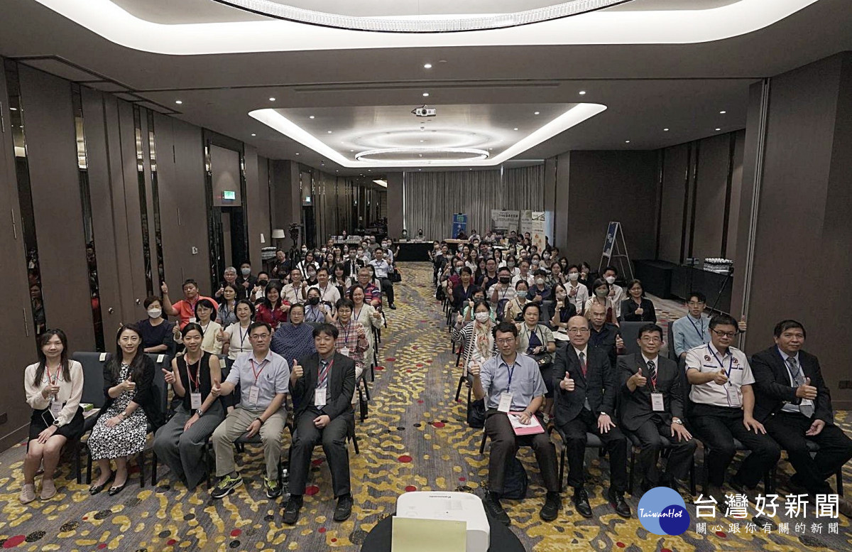 2023臺灣馬來西亞中醫臨床醫療國際研討會圓滿落幕,雙方期待有更多的交流活動,以促進中醫藥的共同發展。(林口長庚醫院提供)