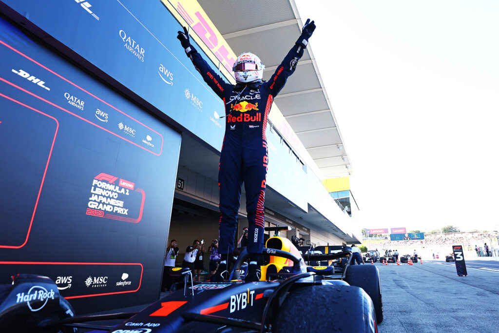 :紅牛車手Max Verstappen在完賽後感謝團隊給他一台「火箭般的賽車」。(Red Bull提供)