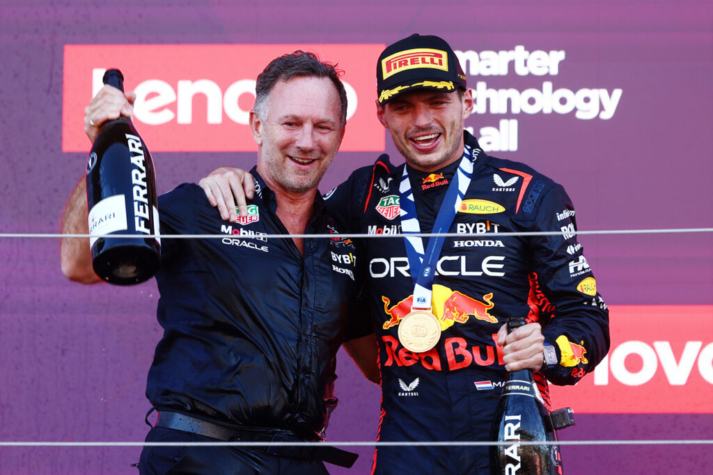 紅牛車隊負責人Christian Horner(左)為奪第六個車隊總冠軍感到自豪,並展望Max Verst