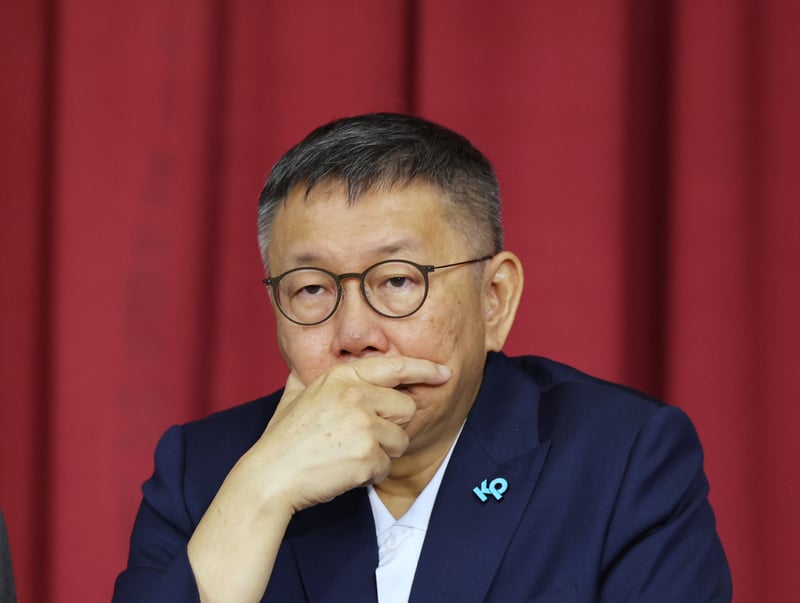 柯文哲28日稱,高虹安爭議「10件有8件是假的」。中央社