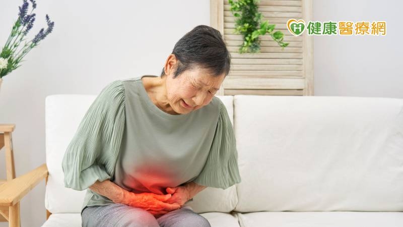 中秋連假迎腸胃炎高峰！　消化醫提「烤肉飲食重點」防急性腸胃炎掃興