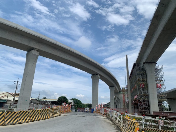 綠委爭取水湳轉運增設專用道 王國材允諾全力協助 54 綠委爭取水湳轉運增設專用道 王國材允諾全力協助