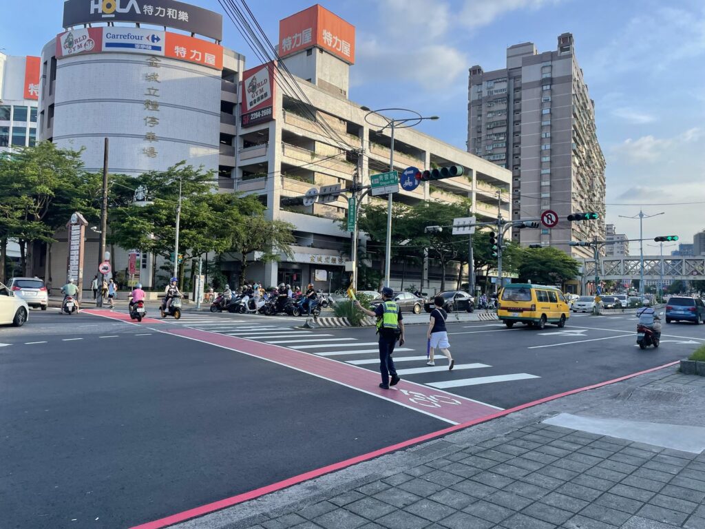 土城警加強交通疏導強度