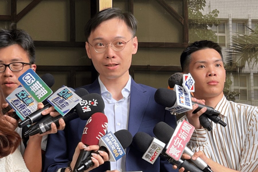 【 Lowi Ai大數據郭台銘網路聲量3-2】搏討論度 總聲量高越能被看見 225 照片來源:郭台銘競選辦公室