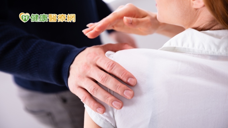 被長輩性騷擾怎麼辦? 專家傳授4招化解尷尬
