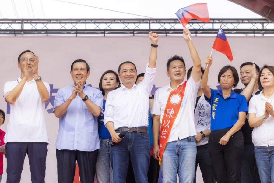 插旗賴清德本命區設首座聯合競總 侯友宜:這次台南要翻轉 296 國民黨總統參選人侯友宜與台南市立委參選人陳以信的聯合競選總部30日正式成立。