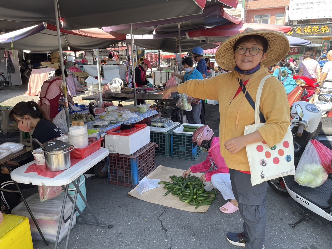 漾新聞|到菜市場讀冊趣！中秋走讀美濃市場客家文化五感體驗