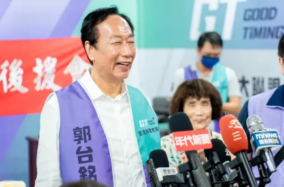 郭台銘台中連署站送米酒引發「賄選」疑慮。郭辦提供