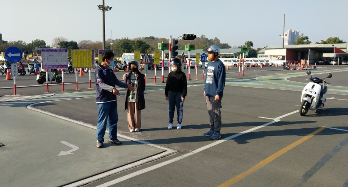 搭配統一教材教學  駕訓班學員學習力大提昇 