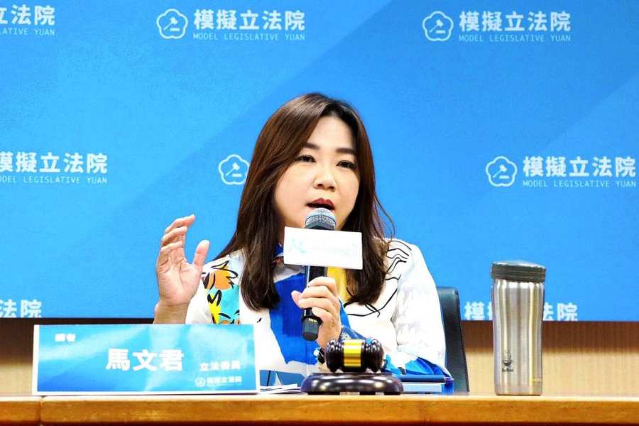 【有影】遭點名「賣國立委」 馬文君:若跟黃曙光要過利益我切腹 270 【有影】遭點名「賣國立委」 馬文君:若跟黃曙光要過利益我切腹 269