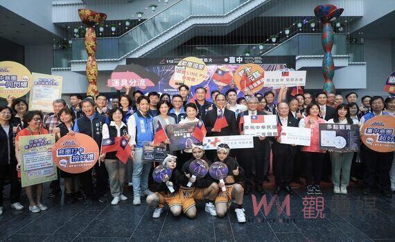 112年國慶焰火首創無人機搭載焰火表演    市長盧秀燕：歡迎相揪來台中