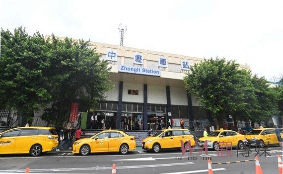 桃竹竹苗通勤定期票正式上路 桃市府赴中壢火車站視察