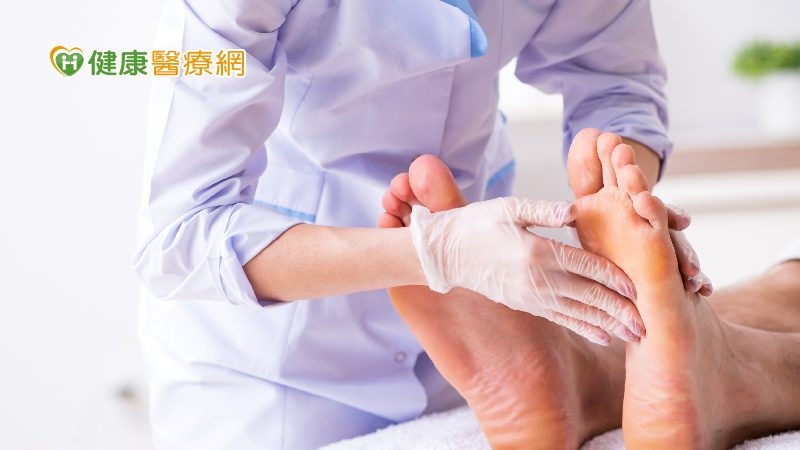 糖尿病病友險因傷口失去下肢 如何照護、治療傷口避免截肢?醫師這樣說