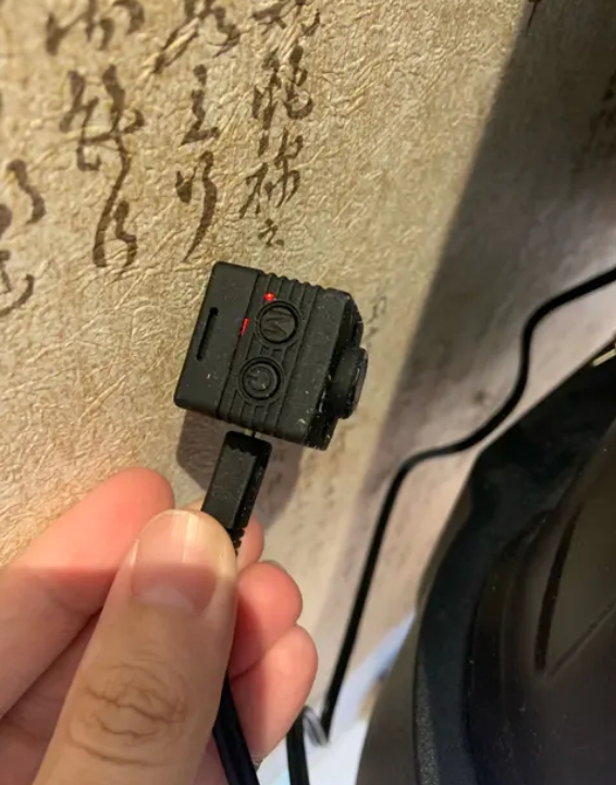 高雄商旅,針孔攝影機