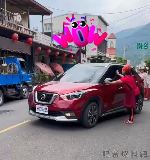 女賊 偷車 屏東 買早餐