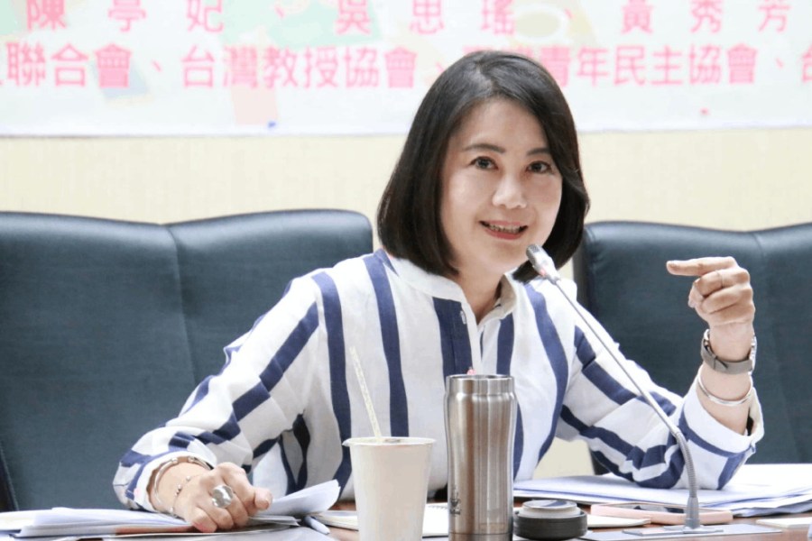 吳思瑤質疑Linbay好油版主入民進黨意圖 批政治操作斧鑿斑斑 202 照片來源:吳思瑤臉書