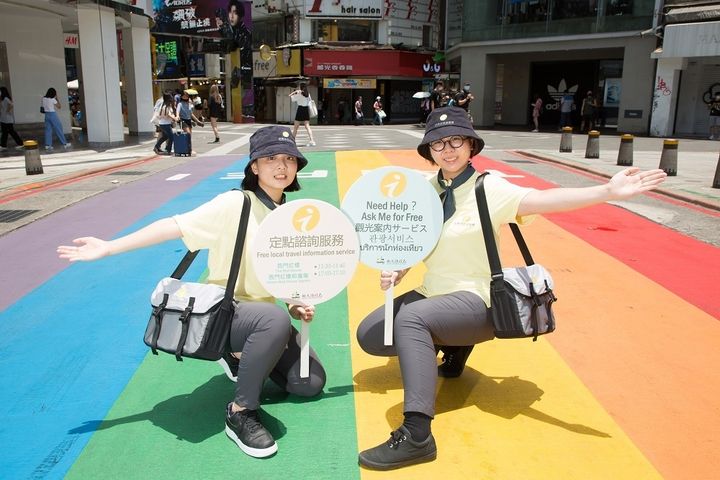 五大觀光熱點提供走動式旅遊服務,拍照、問路通通可以。 圖:臺北市政府觀光傳播局/提供