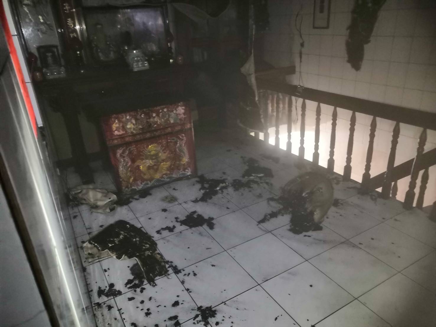 神明廳火警現場。（記者薛秀蓮翻攝）