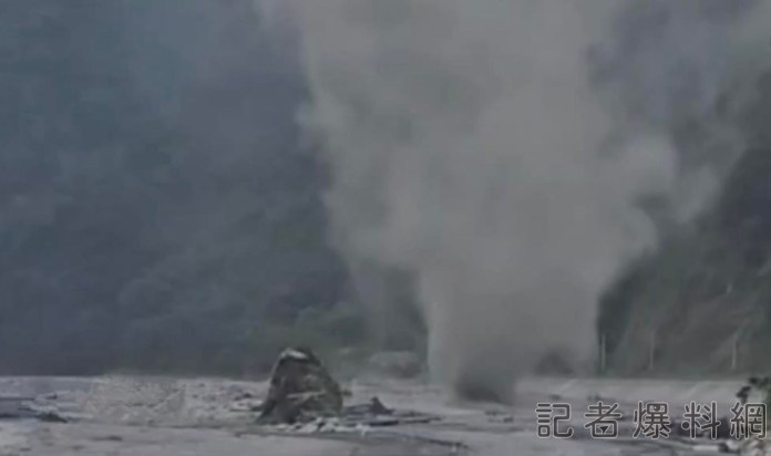 罕見! 南投焚風國姓高溫破紀錄武界驚現塵捲風 62 66.2 2 | 生活 生活 記者爆料網