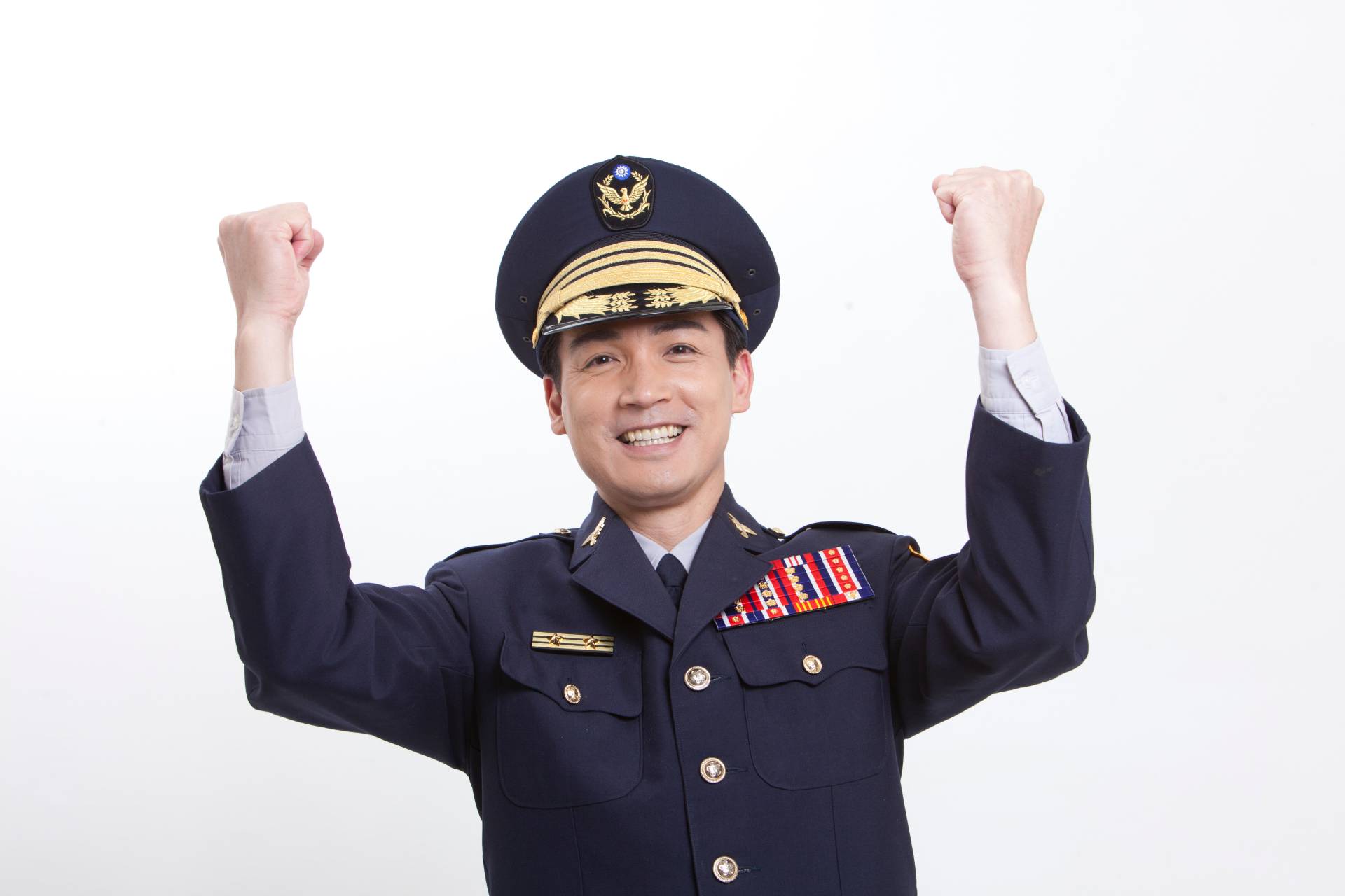 《生命的樂章》伊正飾演警察,詮釋喪子之痛的轉念變化