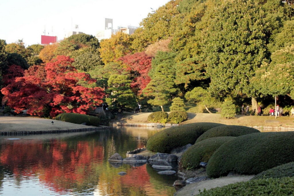 六義園經過了三百多年歷史，仍然保持完好模樣，未受損害。（© TCVB）
