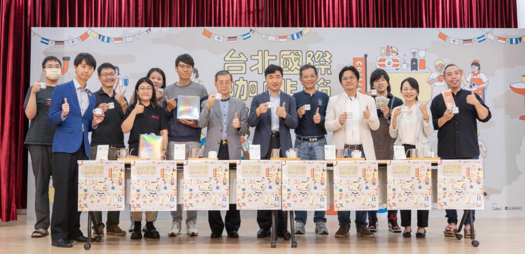 貴賓大合影。(圖/北市政府提供)