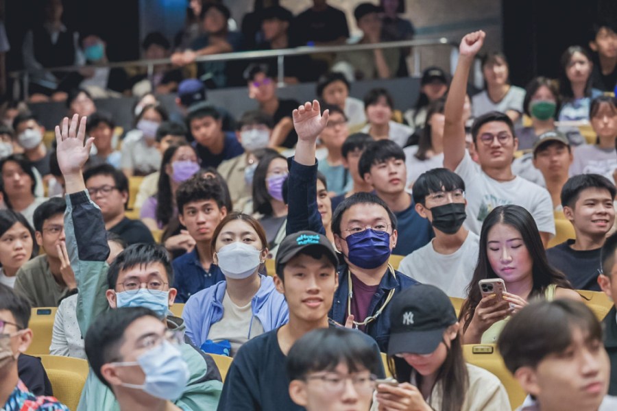 女學生問貪污 賴清德反問:「你印象最深刻的是哪一個?」 253 照片來源:賴清德臉書