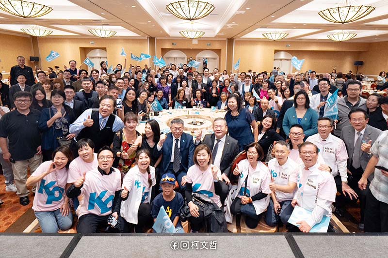 柯文哲結束返美行程,6日返台在機場受訪時向國民黨喊話「贏的人當正的,輸的一邊就推薦副的」。圖/引自柯文哲臉書