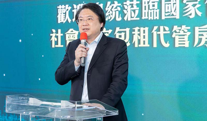 內政部長林右昌2日表示,將推動房屋的公設比改革,讓比率降至25%至30%,但內政部次長花敬群表示,立法院審查法案時間有限,這部分要等到下屆立委才有辦法處理。圖/引自林右昌臉書