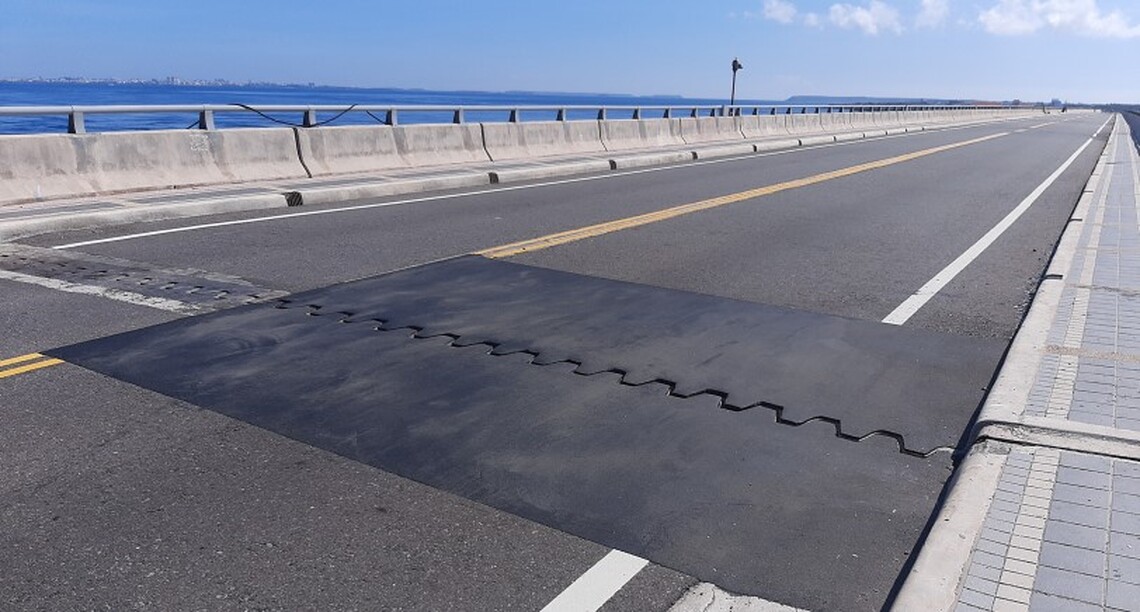 跨海大橋10/11起辦理道路施工  來往車輛請注意安全