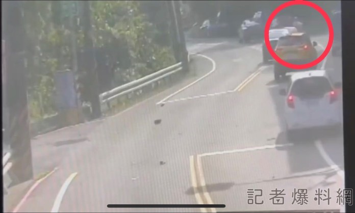 桃園轎車闖紅燈 失控撞釀9車連環撞 騎士慘死 61 BF164407 1679 4BCB 8165 DB9EFE78BA49 | 社會 社會 記者爆料網