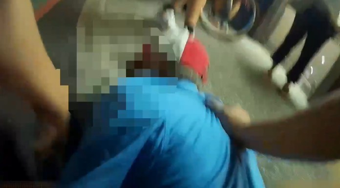 (叔姪聯手搶銀樓片)離譜!叔叔搶銀樓當場被逮 把風姪子落跑 58 | 社會 社會 記者爆料網