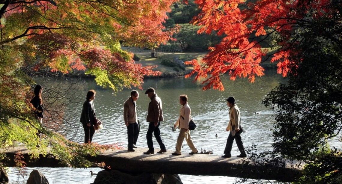 入秋賞紅葉、泡温泉、嘗美食 巢鴨周邊輕裝悠遊散策 感受東京下町在地氛圍