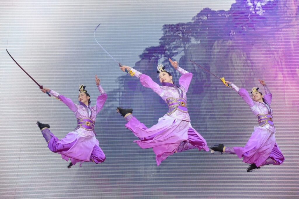 ▲《文化瑰寶 祝禱傳愛》不只是一場音樂會,而是一場傳承六千年太極門文化、武學藝術化的文化饗宴。(記者李欣翻攝)