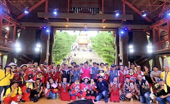 北港媽祖創舉水陸空3D繞境巡狩坐日月潭纜車到九族文化村為遊客祈福