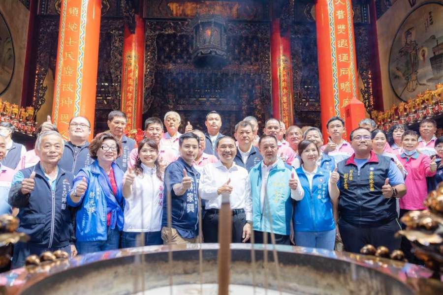 賴清德大學演講反問女大生「事證」 侯辦:見笑轉生氣 298 侯友宜走訪台中太平。