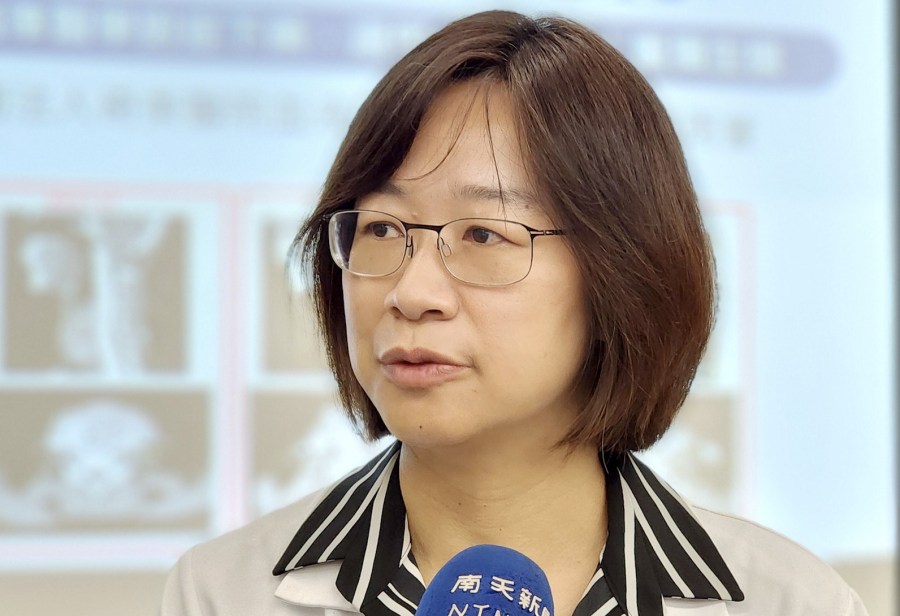 48歲婦人「脖子腫到喘不過氣」 求助急診驚見巨大腫瘤壓迫 298 48歲婦人「脖子腫到喘不過氣」 求助急診驚見巨大腫瘤壓迫 297