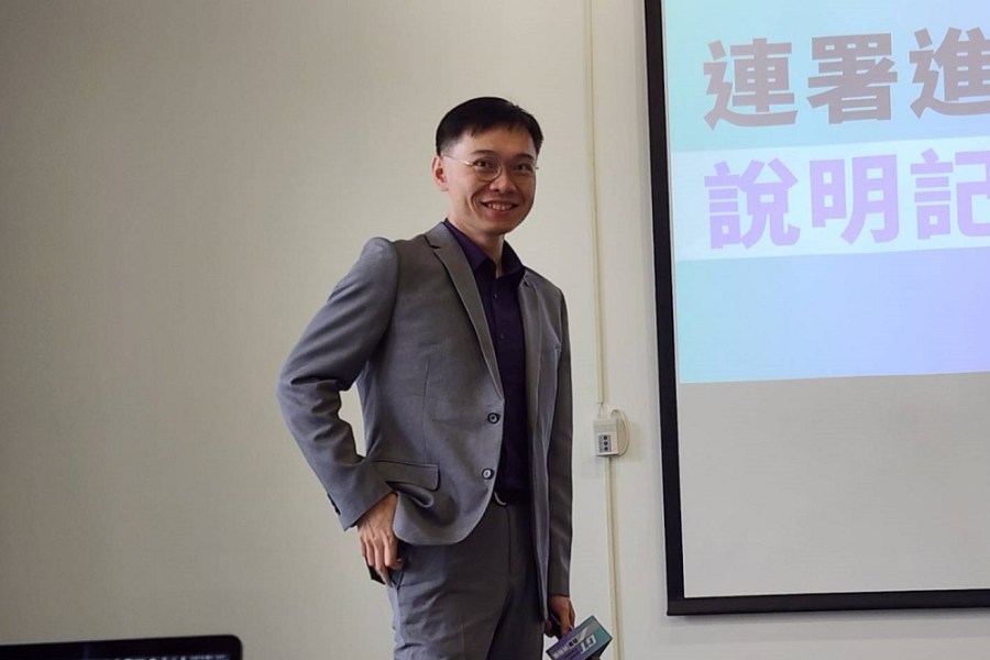 連署站做手工藝「很療癒」 黃士修「改善製程」 298 連署站做手工藝「很療癒」 黃士修「改善製程」 297