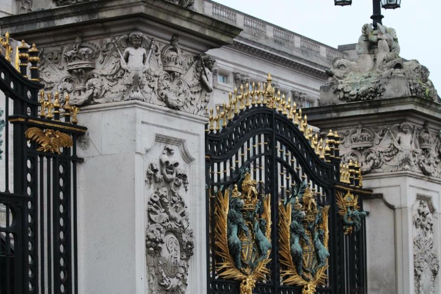 【臺灣調查網】全球民調/英國 世代差異?英君主制雖廣得民支持 年輕人反對聲浪亦不低 234 New Project - 2023-10-06T160323.412