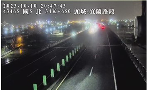 提早收假避車潮 雙十連假最後一天國五北返路況出奇順暢