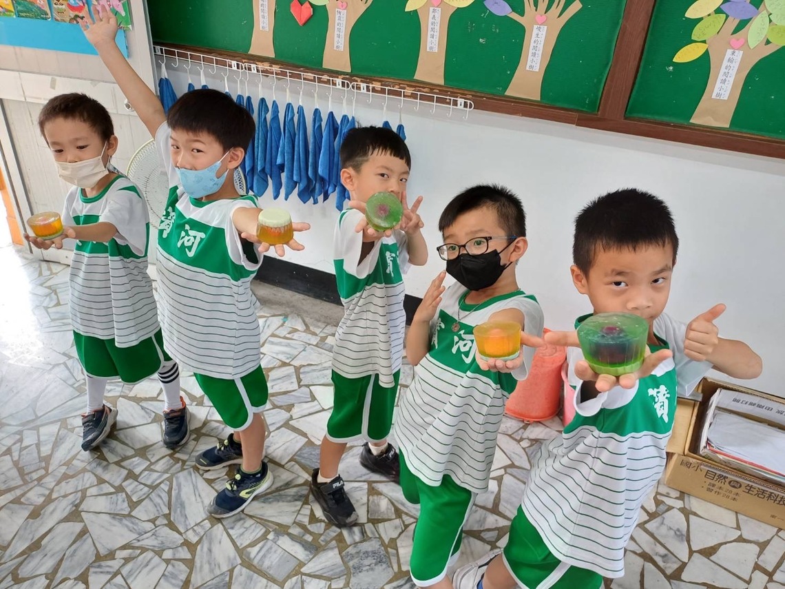 漾新聞|創客結合防疫 河濱國小學生自製「防疫手工皂」