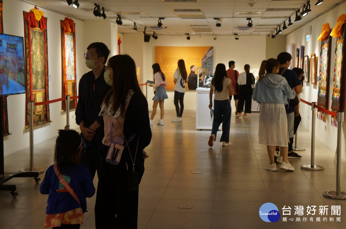 「魅力青海~青海非物質文化遺產特展」現正於桃園市土地公文化館盛大展出中。