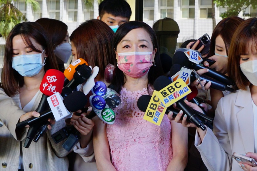 罵趙少康拋妻棄子不認骨血 周玉蔻被判賠220萬元 230 罵趙少康拋妻棄子不認骨血 周玉蔻被判賠220萬元 229
