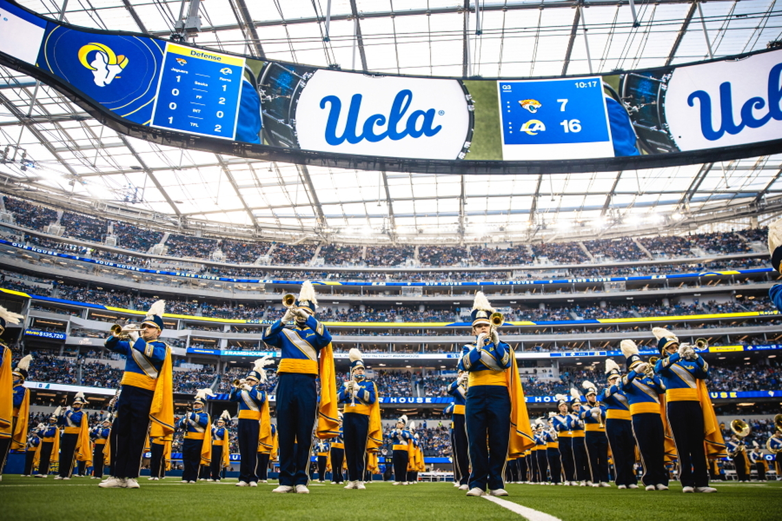 重現國慶大會表演 UCLA棕熊行進樂隊 純金之聲 10月14日在嘉演出