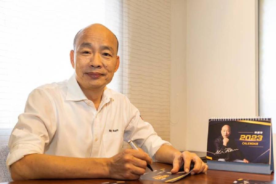 【藍蝴蝶專欄】越俎代庖、擾亂局勢與黨中央對著幹 尾大不掉恐難撮合「非綠整合」? 228 【藍蝴蝶專欄】越俎代庖、擾亂局勢與黨中央對著幹 尾大不掉恐難撮合「非綠整合」? 227