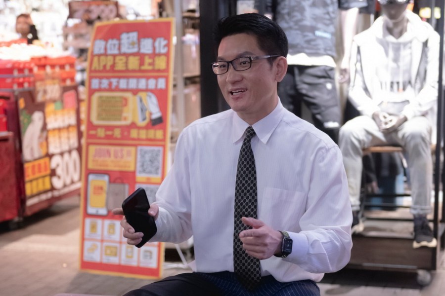 詐領人頭助理費判刑3年10月 前北市議員童仲彥假釋出獄 240 詐領人頭助理費判刑3年10月 前北市議員童仲彥假釋出獄 239
