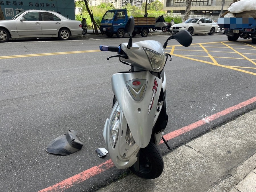 騎車買便當酒駕肇事 騎士竟是台北監獄受刑人 234 cnews204231012a14