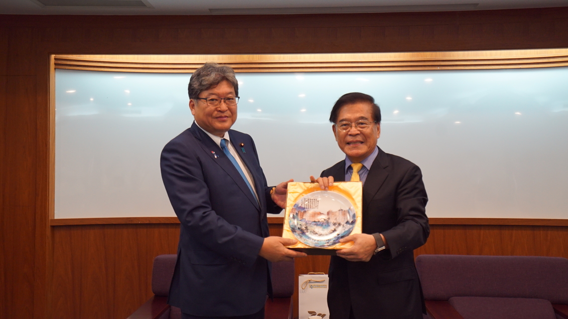 漾新聞|日本眾議院萩生田光一參訪義守大學與年輕世代對談