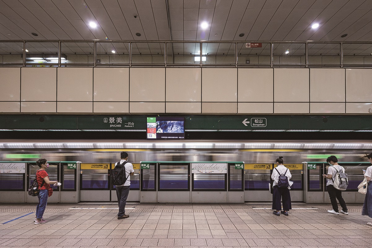 陳同實業於景美捷運站3號出口推出的預售案「丰景」，將攜手極上美學建築大師黃宏輝打造文山區最美的極上藝邸。（圖／業者提供）
